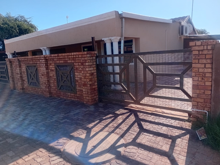 3 Bedroom Property for Sale in Kathu Northern Cape